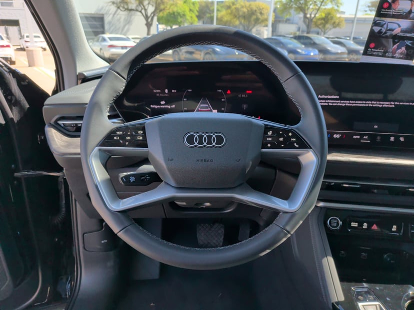2025 Audi Q5 - Image 17