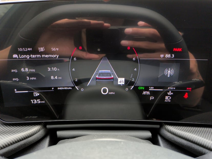 2025 Audi SQ5 - Image 20