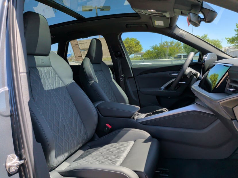 2025 Audi SQ5 - Image 19