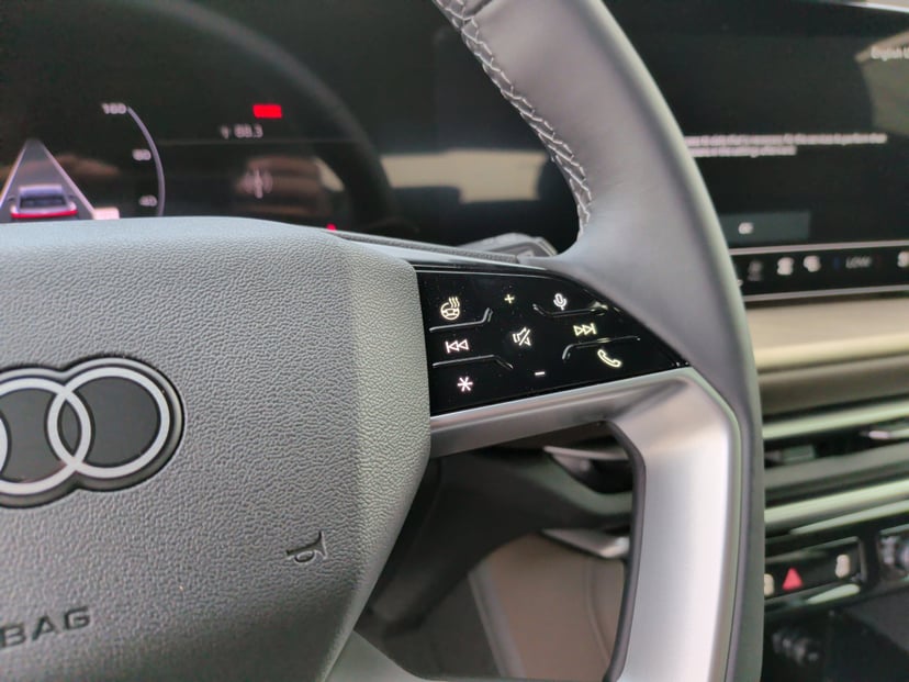 2025 Audi Q5 - Image 20