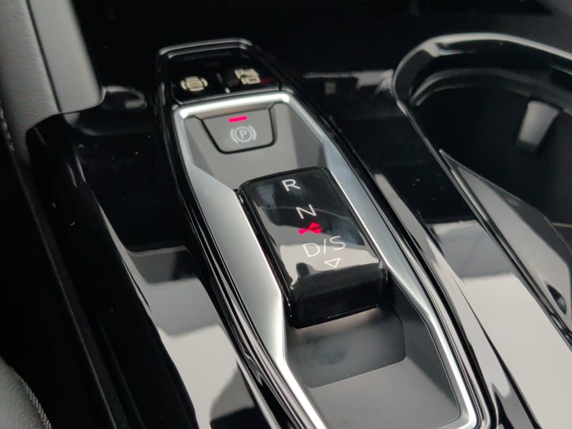 2025 Audi Q5 - Image 25