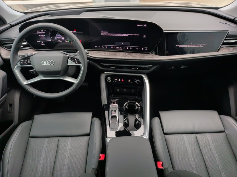 2025 Audi Q5 - Image 16