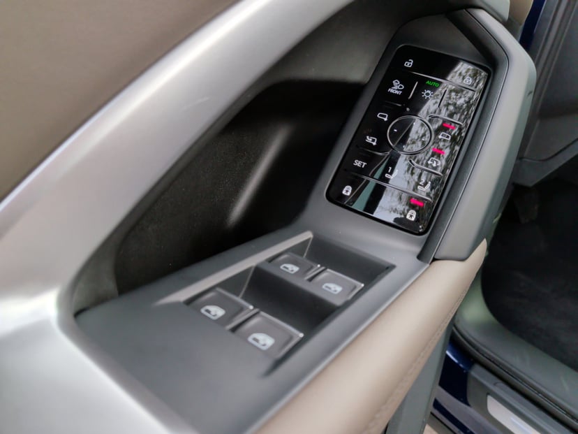 2025 Audi Q5 - Image 12