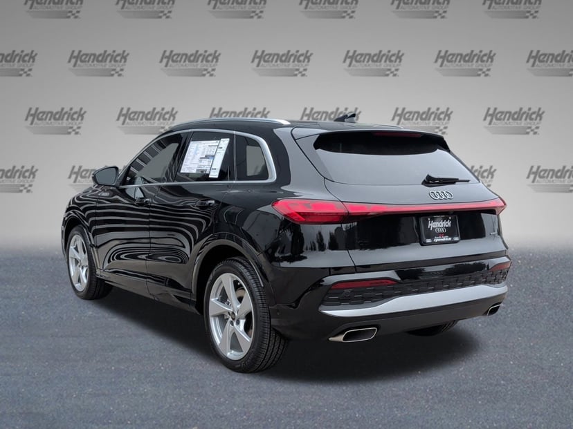 2025 Audi Q5 - Image 5