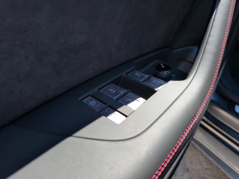 2025 Audi RS 7 - Image 12