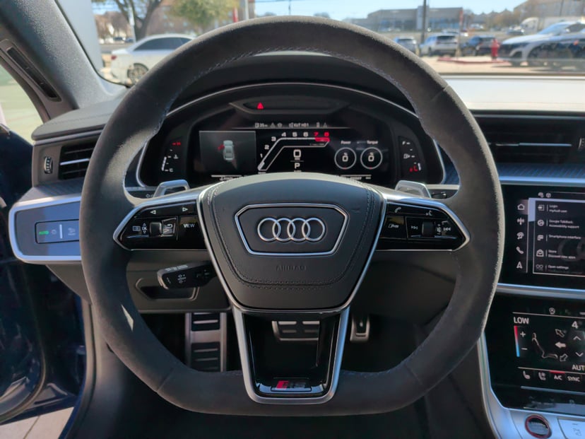 2025 Audi RS 7 - Image 17