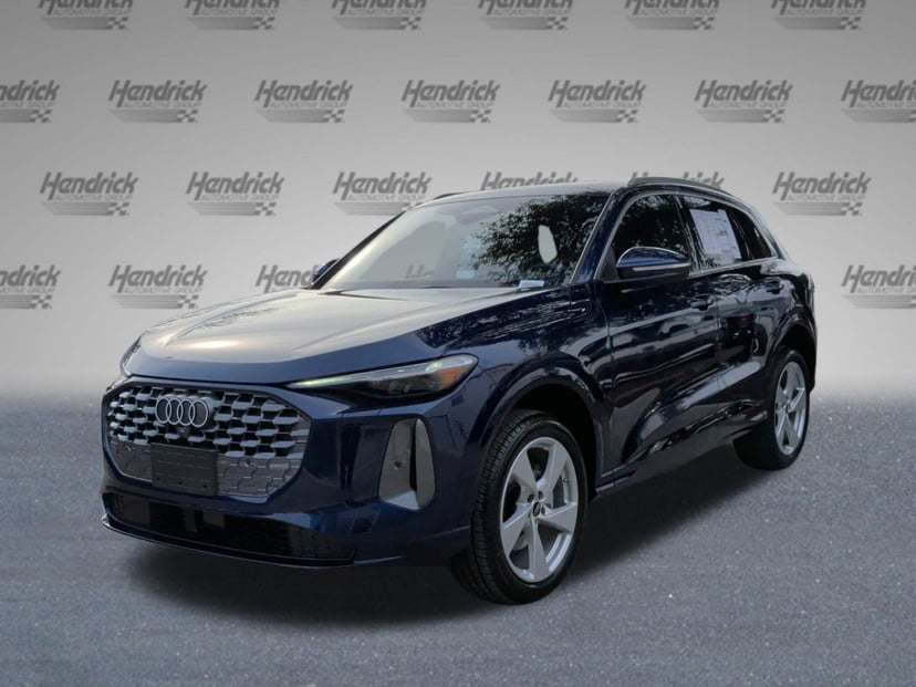 2025 Audi Q5 - Image 3