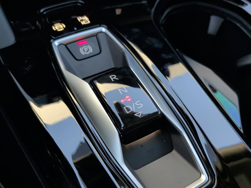 2025 Audi Q5 - Image 25