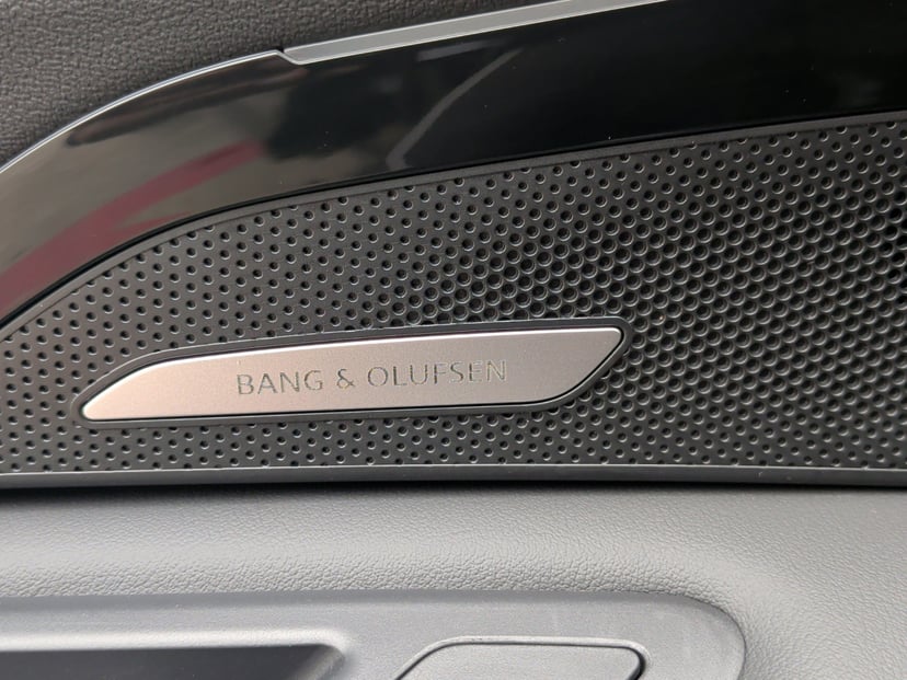 2025 Audi Q5 - Image 27