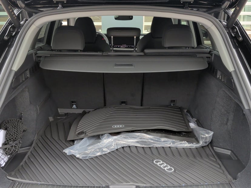 2025 Audi Q5 - Image 31
