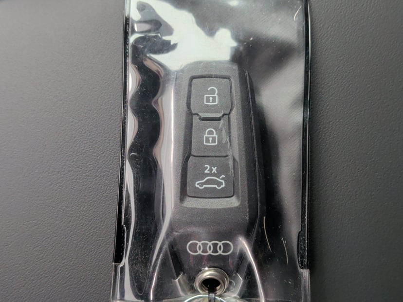 2025 Audi Q5 - Image 36