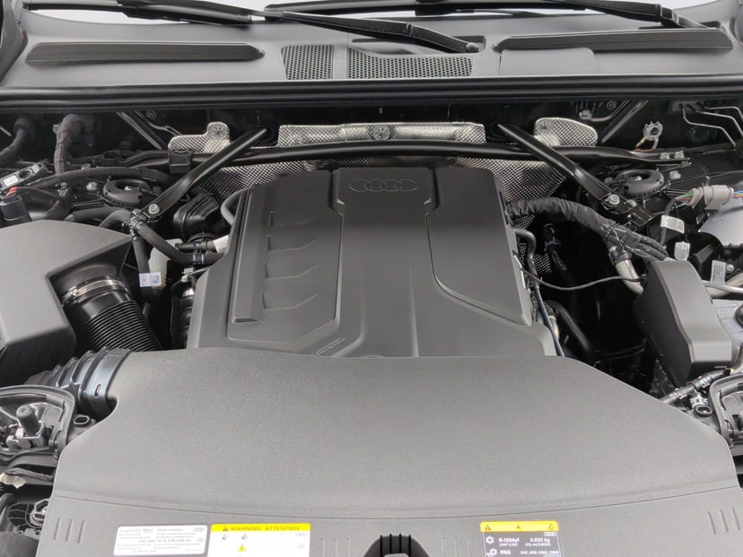 2025 Audi Q5 - Image 33