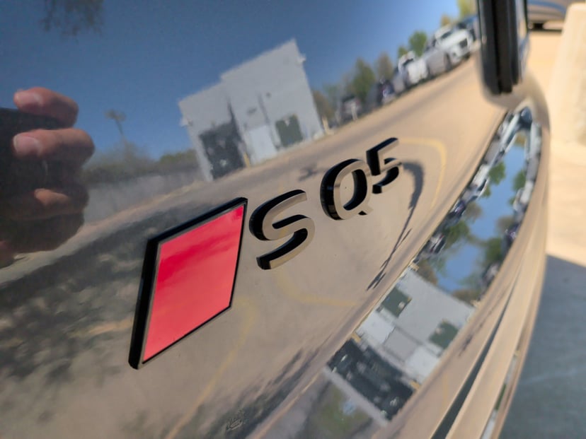2025 Audi SQ5 - Image 37