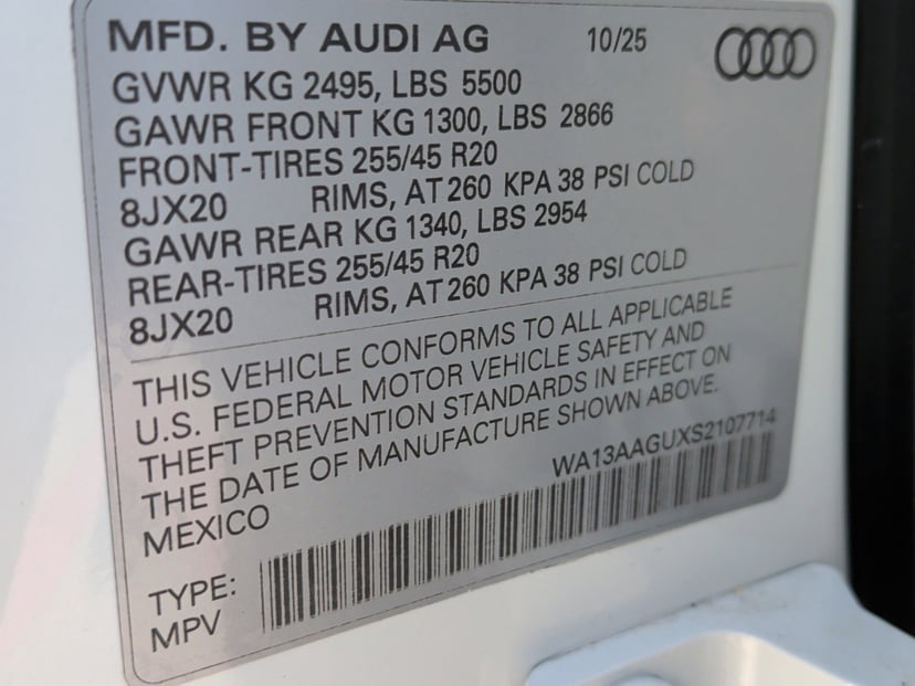 2025 Audi Q5 - Image 33