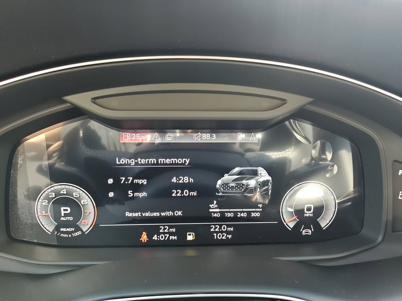 2025 Audi Q8 - Image 18
