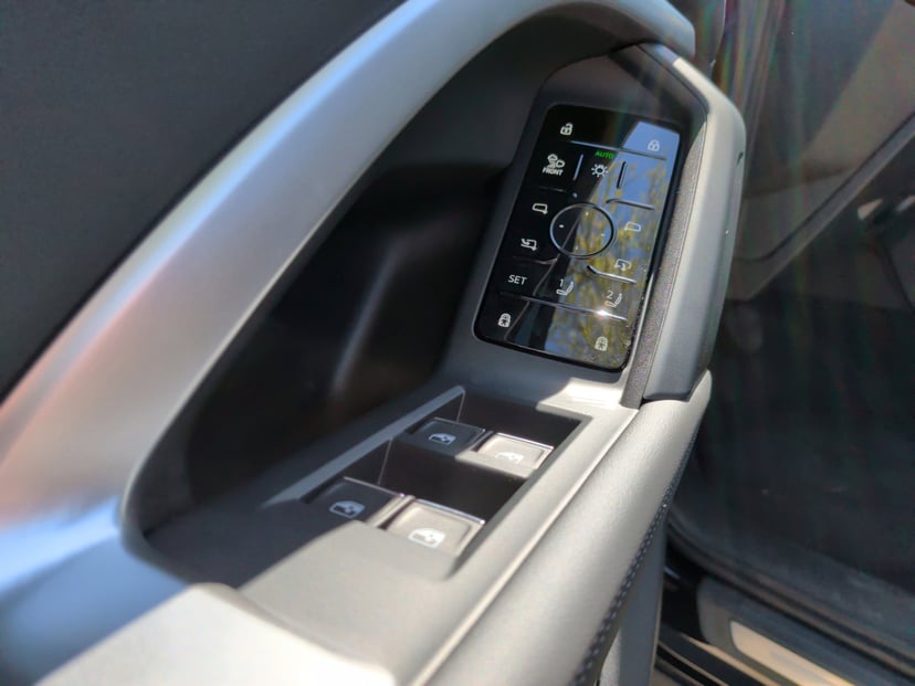 2025 Audi Q5 - Image 12