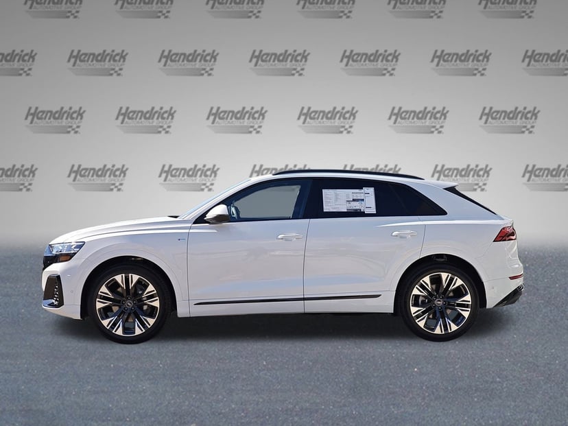 2025 Audi Q8 - Image 4