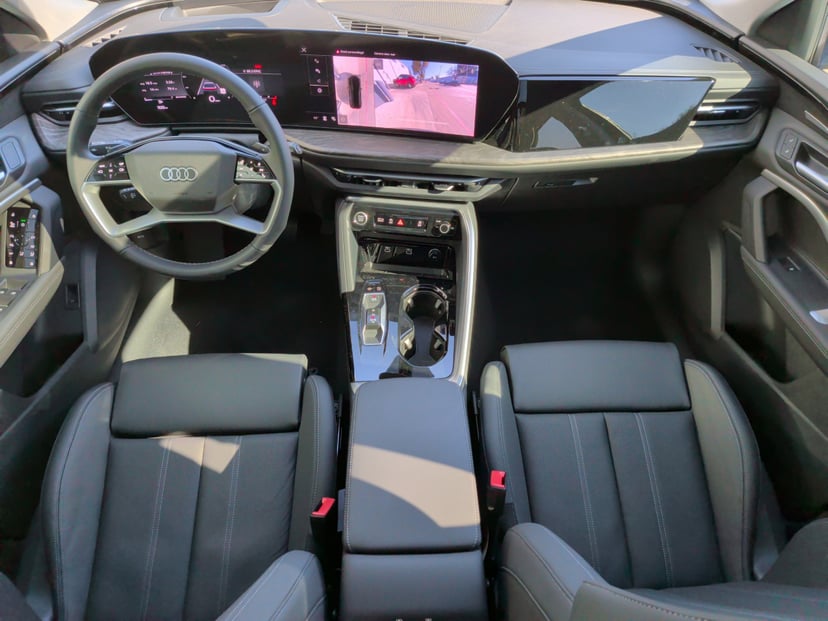 2025 Audi Q5 - Image 16