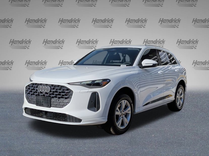 2025 Audi Q5 - Image 3