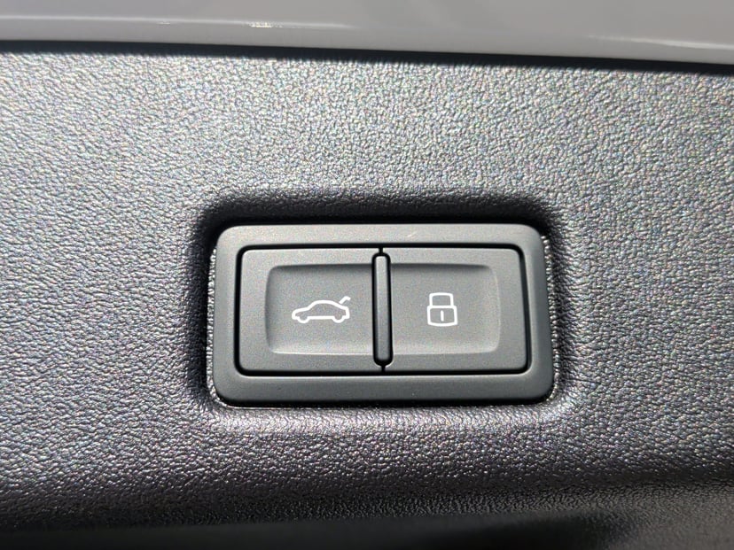 2025 Audi Q5 - Image 31