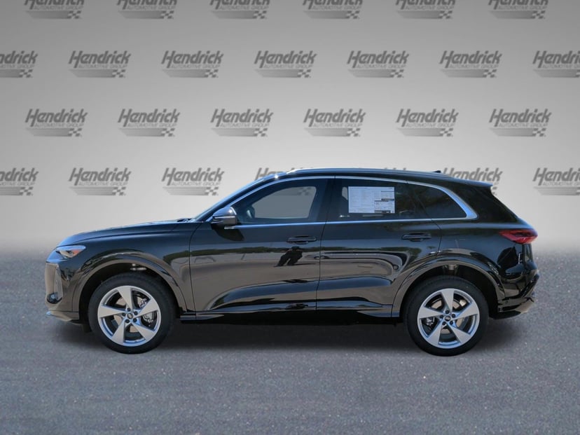2025 Audi Q5 - Image 4