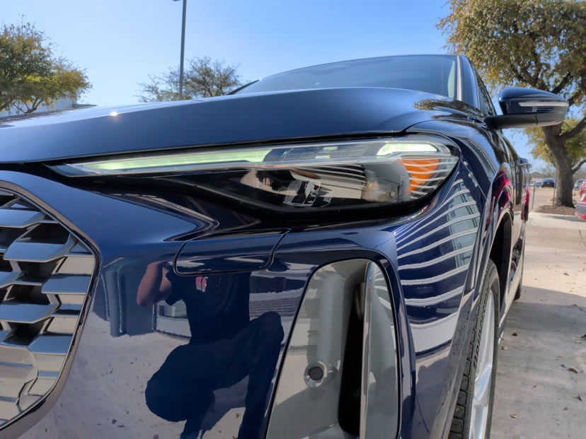 2025 Audi Q5 - Image 9