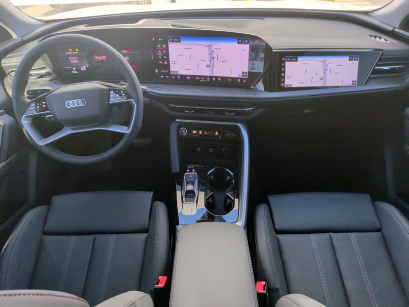 2025 Audi Q5 - Image 16