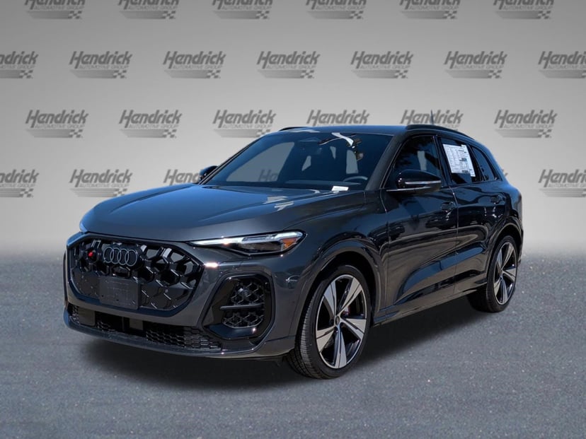 2025 Audi SQ5 - Image 3