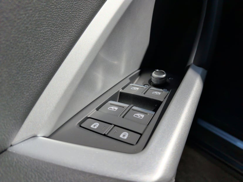 2025 Audi Q3 - Image 12