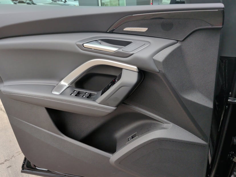 2025 Audi Q5 - Image 26