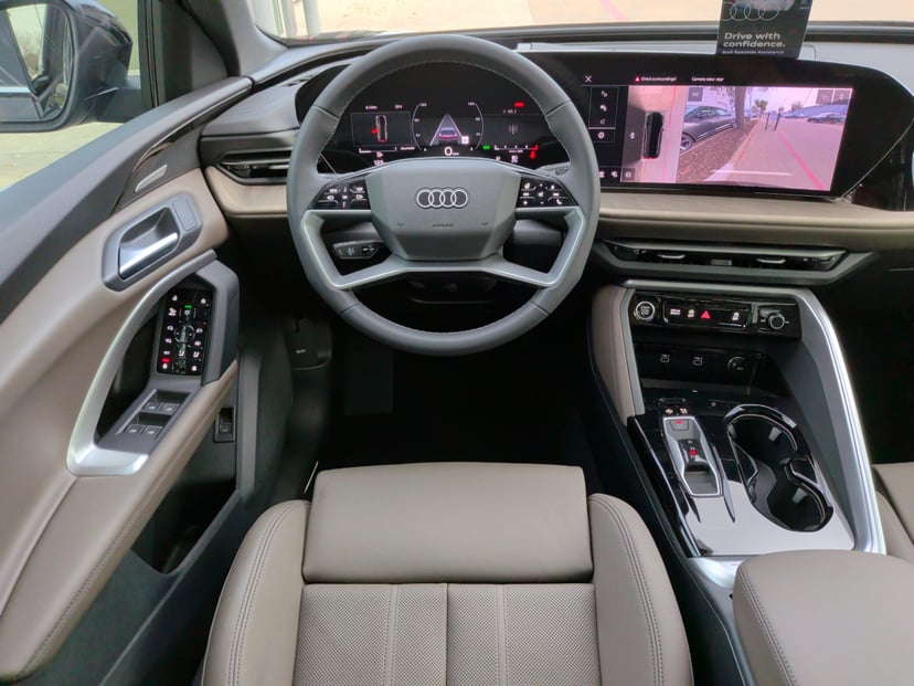 2025 Audi Q5 - Image 15