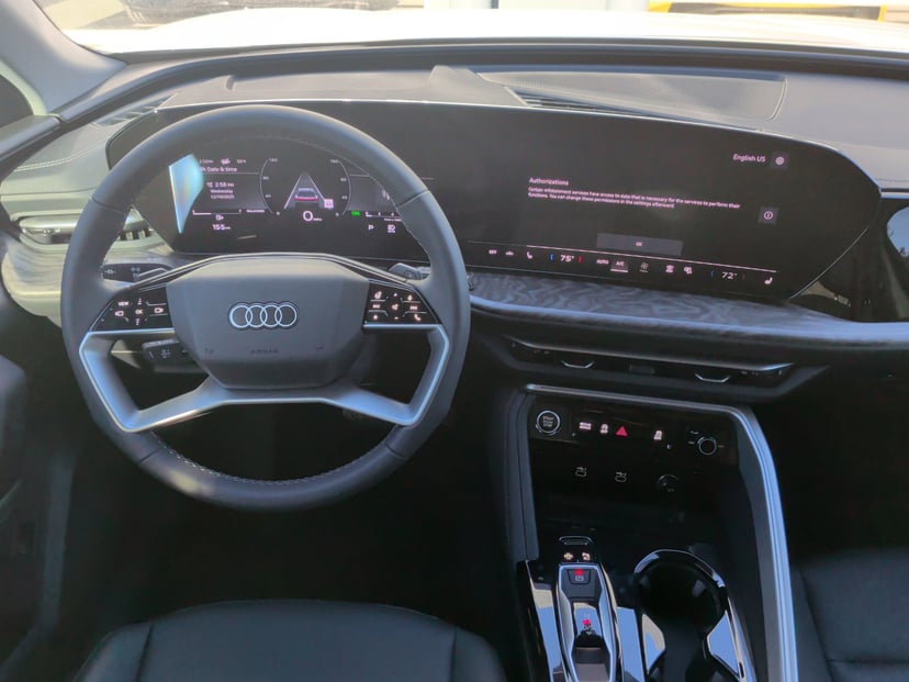 2025 Audi Q5 - Image 17