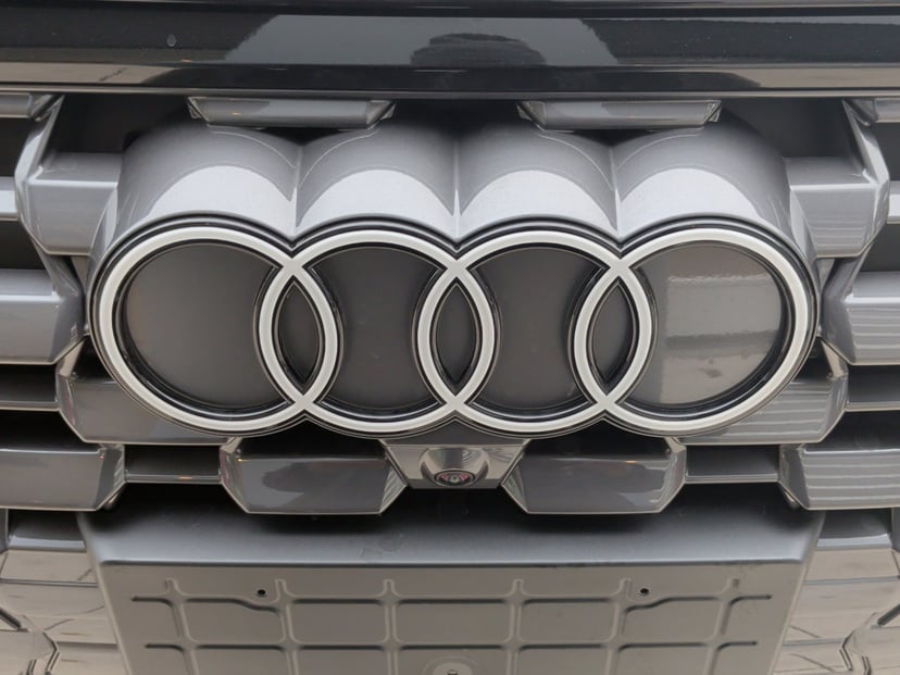 2025 Audi Q5 - Image 10
