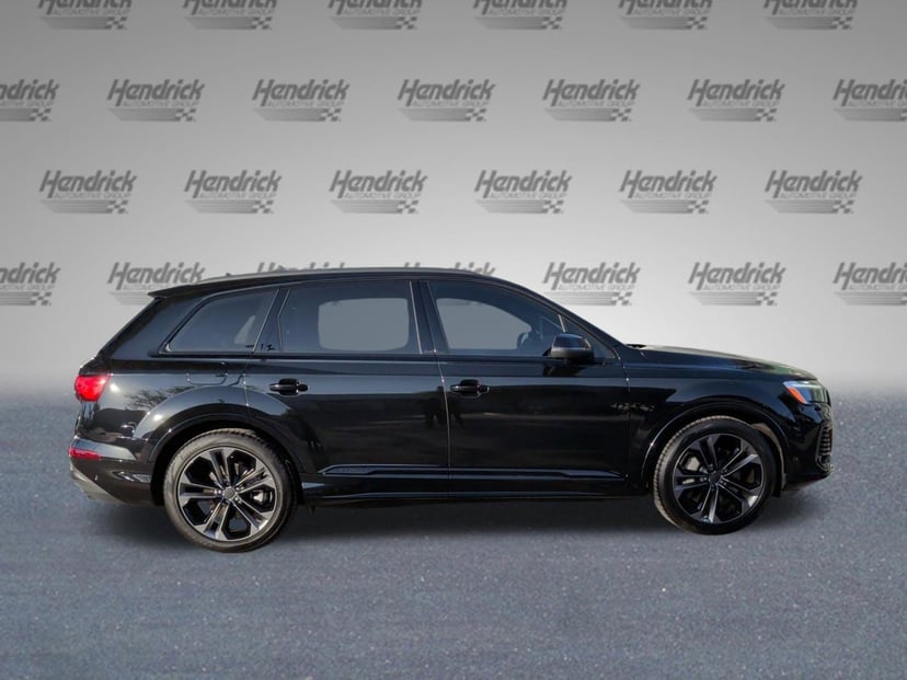 2026 Audi Q7 - Image 8