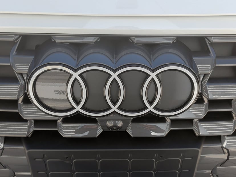 2025 Audi Q5 - Image 10