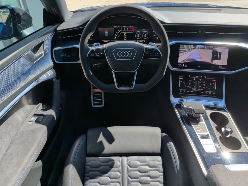 2025 Audi RS 7 - Image 15