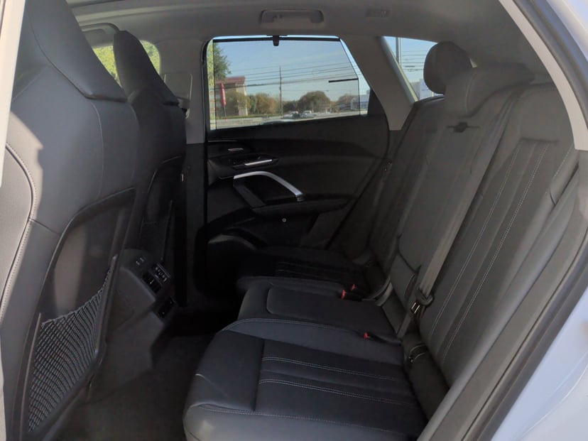 2025 Audi Q5 - Image 15