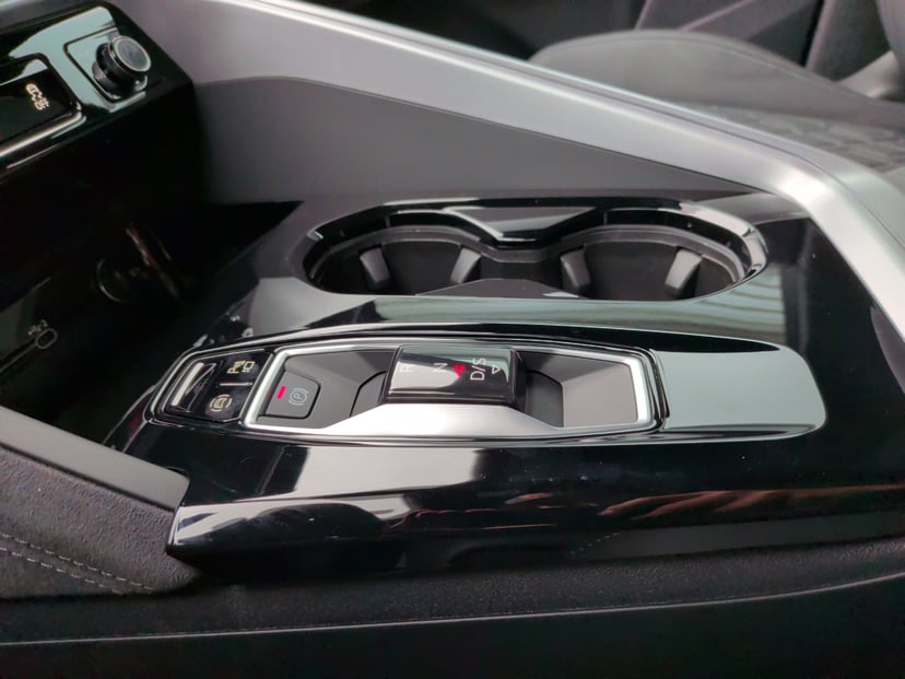 2025 Audi SQ5 - Image 26