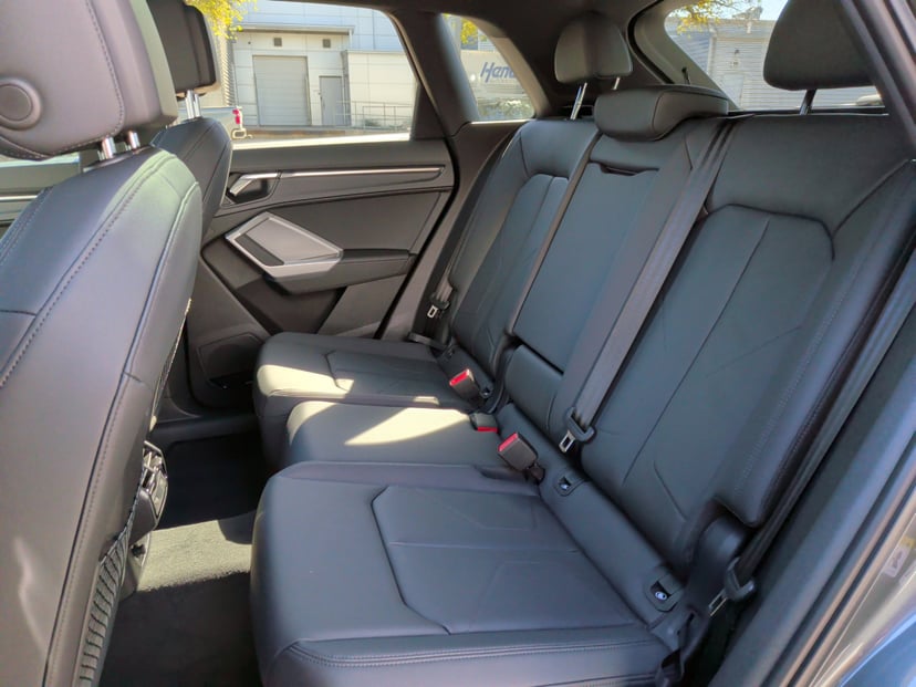 2025 Audi Q3 - Image 31
