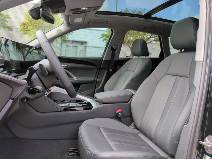 2025 Audi Q5 - Image 13