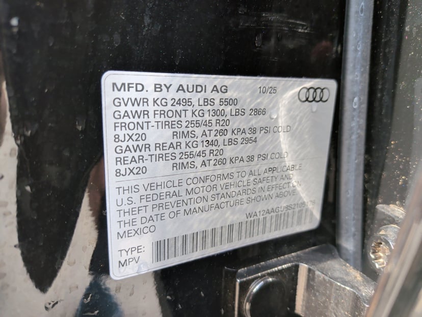 2025 Audi Q5 - Image 33