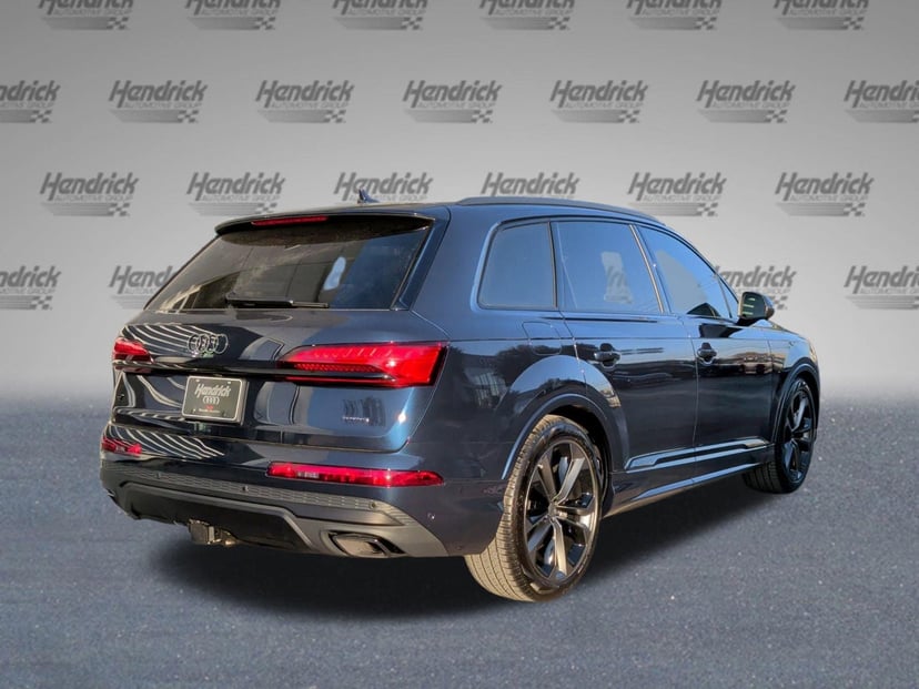 2026 Audi Q7 - Image 7