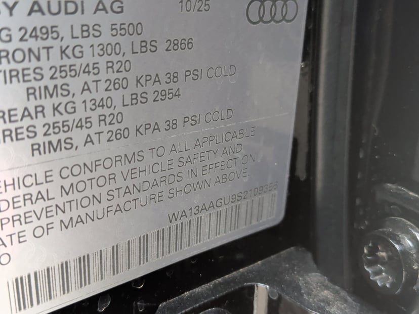2025 Audi Q5 - Image 35