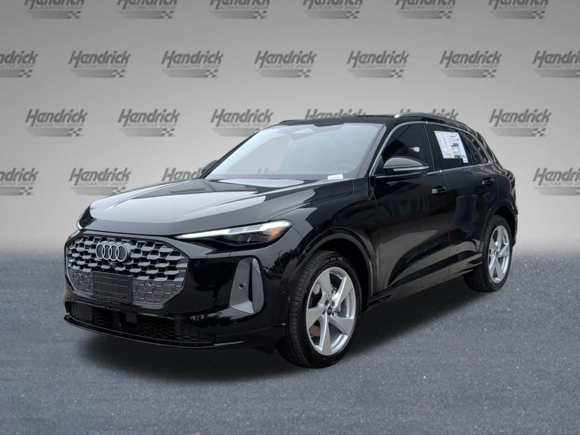 2025 Audi Q5 - Image 3
