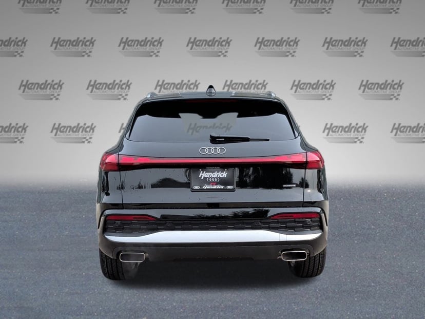 2025 Audi Q5 - Image 6