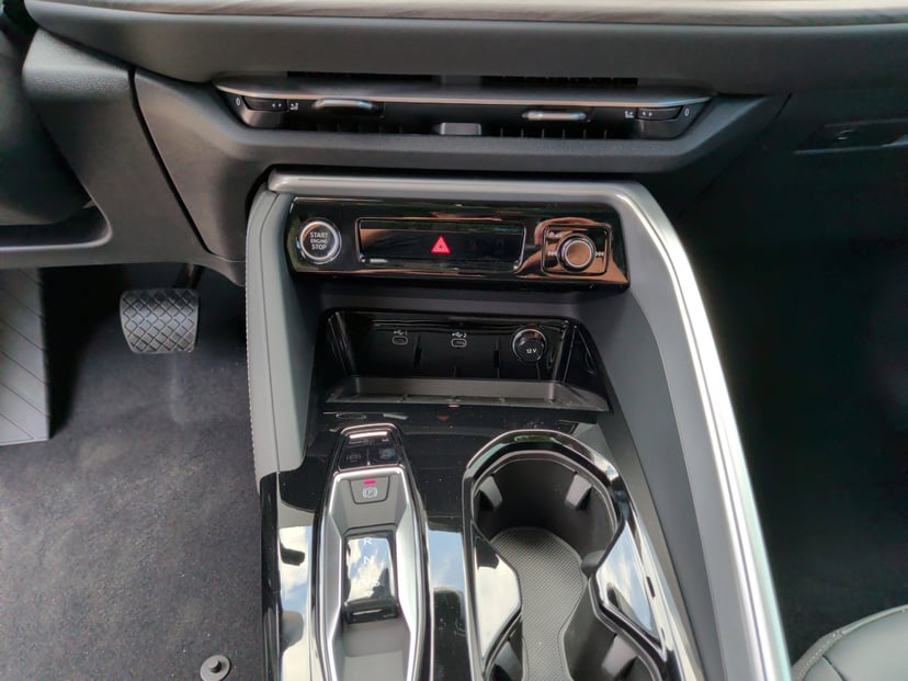 2025 Audi Q5 - Image 29