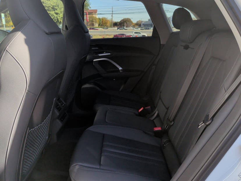 2025 Audi Q5 - Image 15