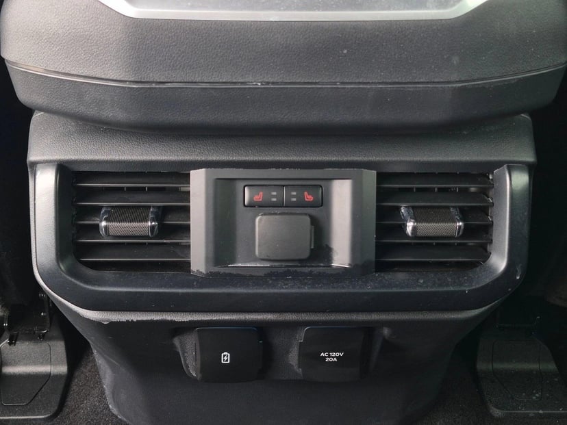 2024 Ford F-150 - Image 17