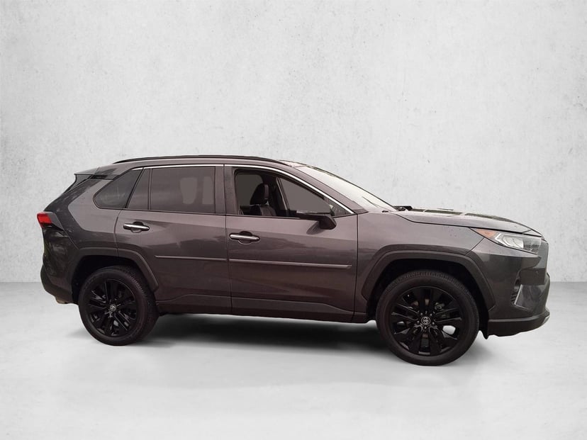 2019 Toyota RAV4 - Image 4