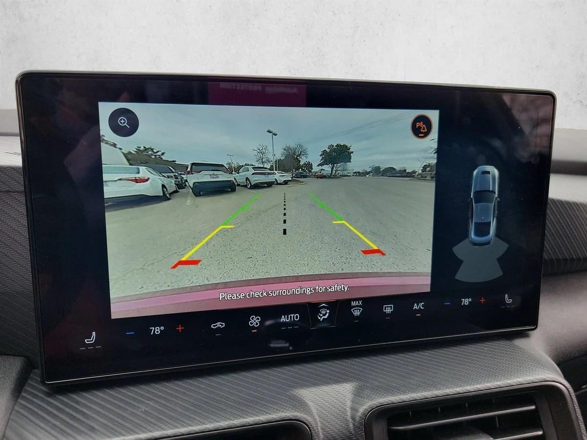 2025 Ford Mustang - Image 22